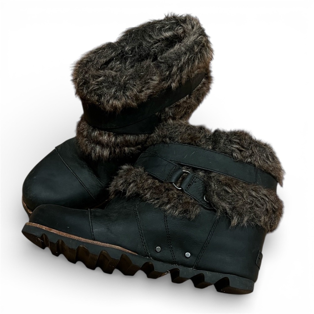 Sorel Joan of Arctic Wedge II Boots Black Leather Faux Fur Ankle Boot Excellent